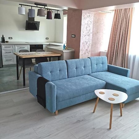Apartment No 11 - Amarilia Apartments คอนสตันซา ภายนอก รูปภาพ